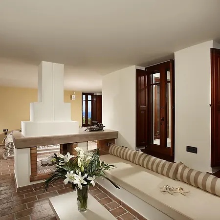 Tower Naxos Island Pláka